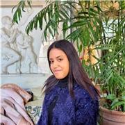 Laureanda in scienze politiche e relazioni internazionali presso l' università cattolica del sacro cuore